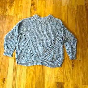AMERICAN EAGLE loose knit lightweight crew neck grey sweater, size M.
